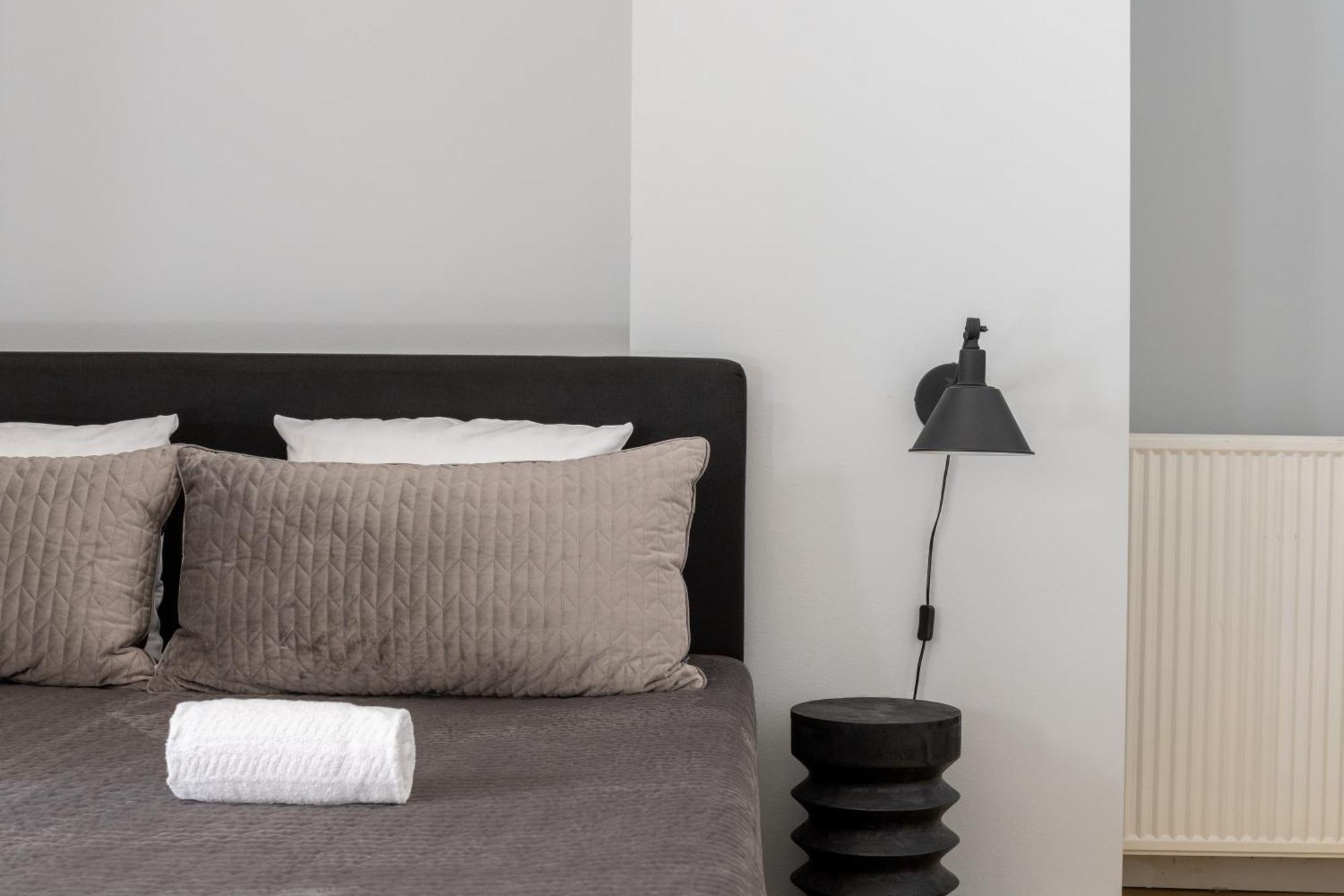 Unique 3 Bedroom Apartment In Vibrant Frederiksberg Koppenhága Kültér fotó