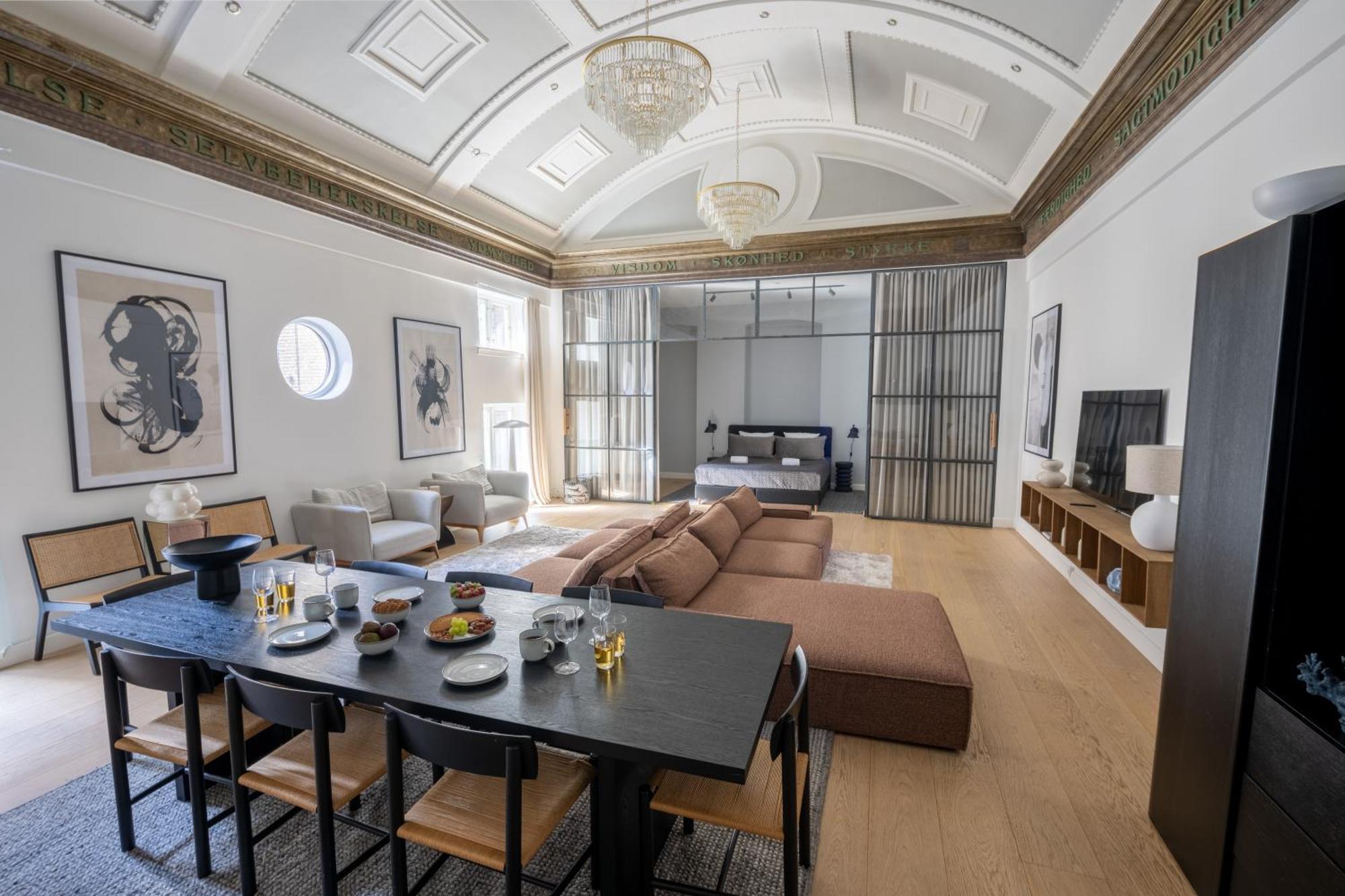 Unique 3 Bedroom Apartment In Vibrant Frederiksberg Koppenhága Kültér fotó
