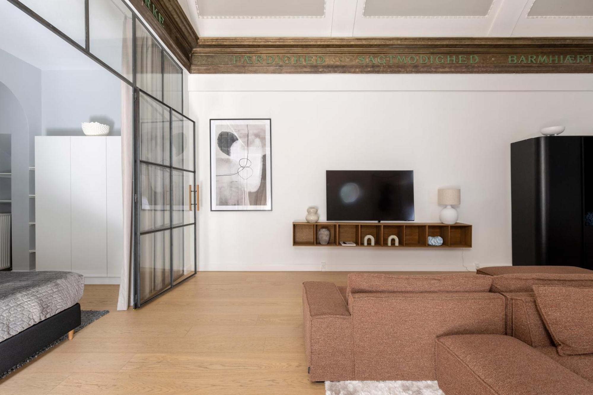 Unique 3 Bedroom Apartment In Vibrant Frederiksberg Koppenhága Kültér fotó